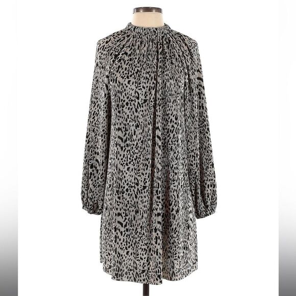 NWT ASOS Long Sleeve Animal Print Pleated Mini Shift Dress Size 4 - Picture 1 of 9